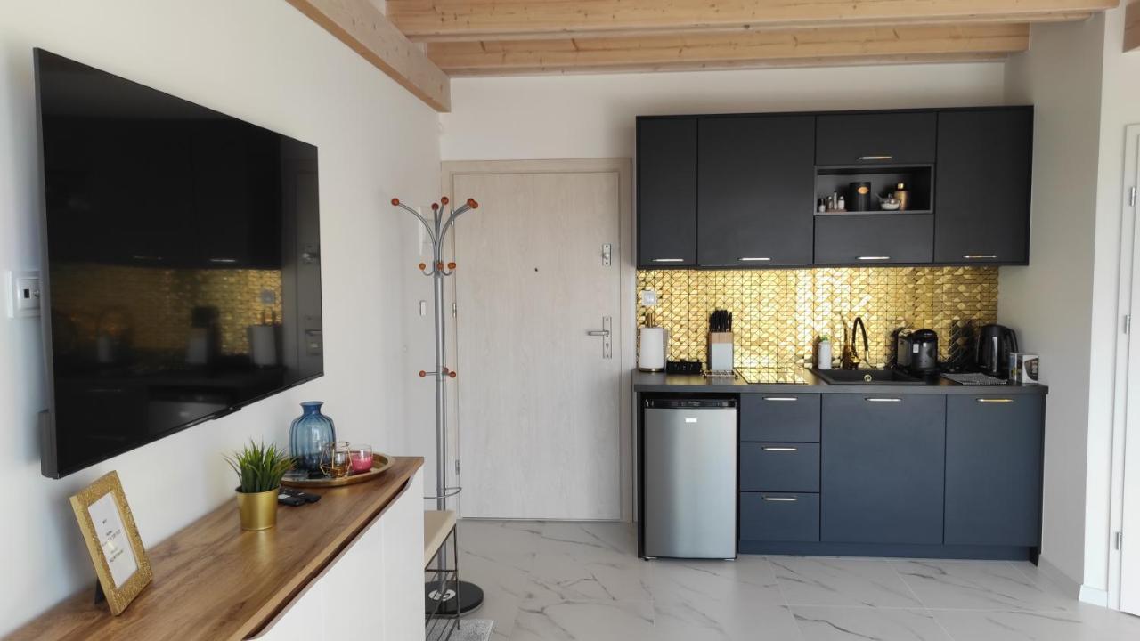 Angel Sea Hill Apartment Мехелинки Екстериор снимка